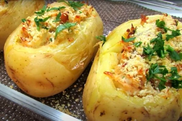 5 Razões para Experimentar Batata Recheada com Bacon e Queijo