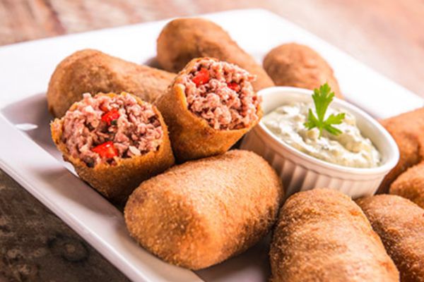 5 Passos para Preparar um Delicioso Croquete de Mortadela