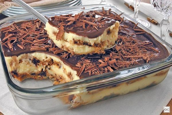 5 Razões para se Apaixonar pelo Pavê de Chocookie: Uma Deliciosa Combinação em 5 Camadas