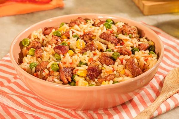 5 Razões para Saborear o Incrível Arroz com Linguiça: Uma Receita Deliciosa