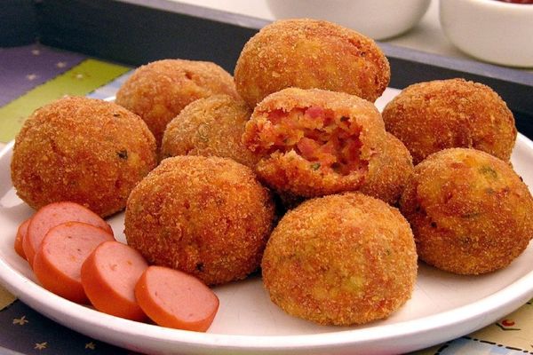 5 Deliciosas Bolinhas de Salsicha para Transformar seu Evento!