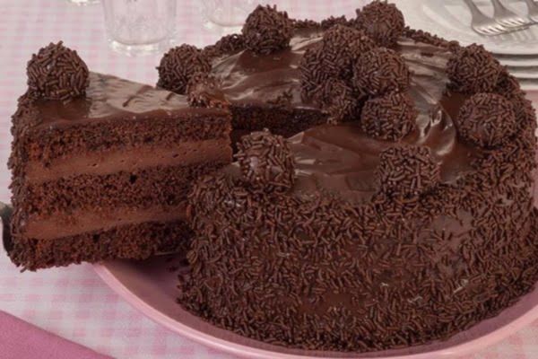 5 Passos para um Bolo de Brigadeiro Inesquecível