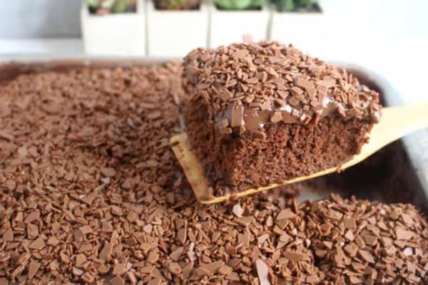 5 Passos para um Delicioso Bolo Gelado de Brigadeiro que Você Precisa Experimentar!