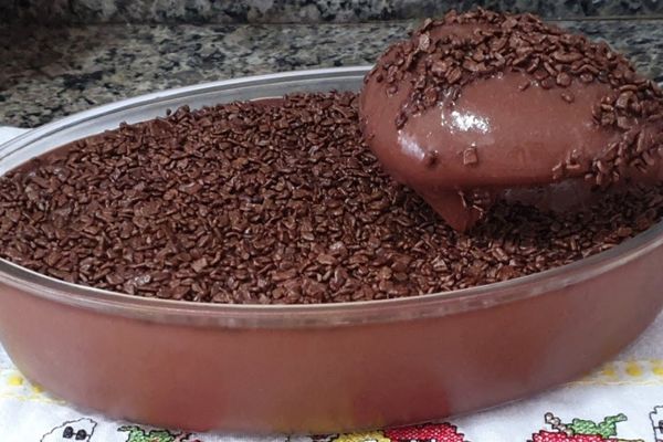 5 Passos para o Delicioso Brigadeiro Cremoso de Colher: Uma Explosão de Sabor Numerada