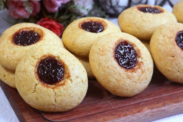 5 Passos para Uma Deliciosa Broa Caxambu com Goiabada