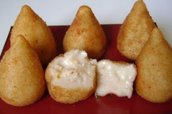 5 Passos para uma Coxinha Irresistível com Creme de Cebola