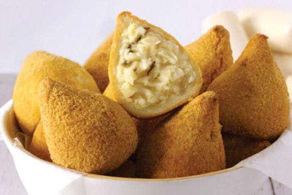 5 Motivos para se Deliciar com Coxinha de Palmito: Uma Explosão de Sabores em Cada Mordida