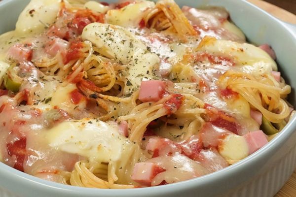 5 Passos para Saborear o Macarrão Cremoso com Presunto: Uma Delícia Irresistível