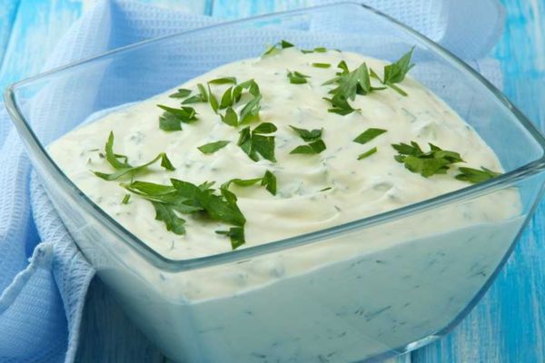 5 Receitas de Molho Cremoso para Salada Fit que Transformarão sua Dieta