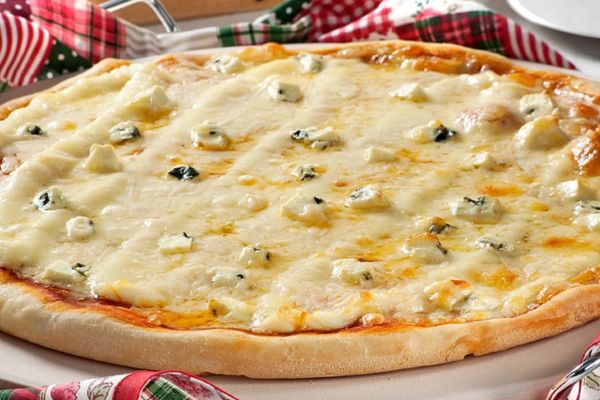 5 Passos para a Pizza aos 4 Queijos Perfeita que Você Não Pode Deixar de Provar