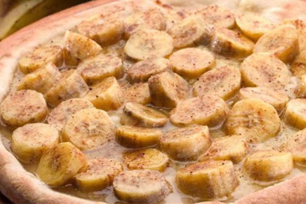 5 Passos para uma Deliciosa Pizza de Banana