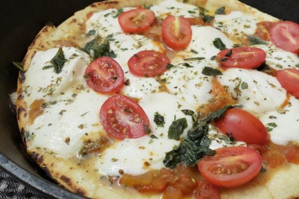 5 Passos para uma Deliciosa Pizza de Frigideira Fit em Minutos