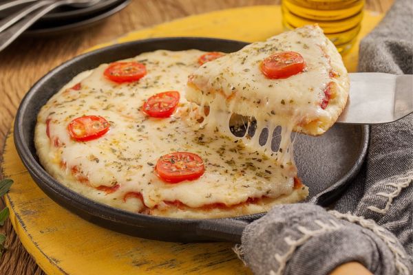 5 Passos para uma Pizza de Frigideira Low Carb Deliciosamente Saudável