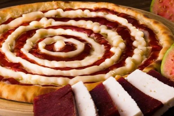 5 Passos para a Perfeição: Pizza Romeu e Julieta que Conquista Corações!