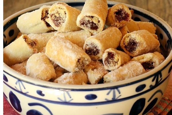 5 Passos para Deliciosos Rolinhos de Goiabada e Queijo