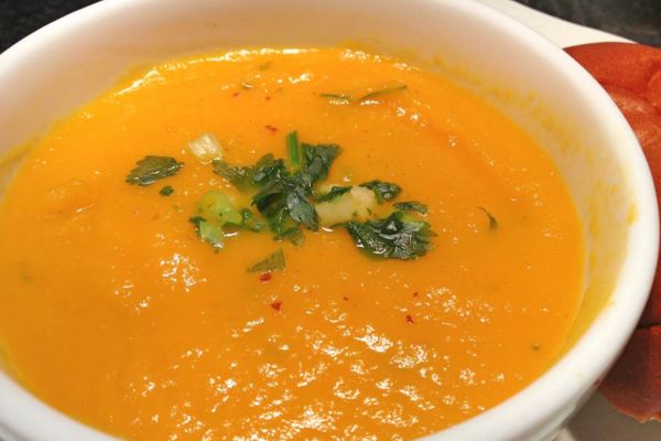 Desfrute do Sabor Inigualável: 5 Passos para uma Sopa de Cenoura com Gengibre Memorável